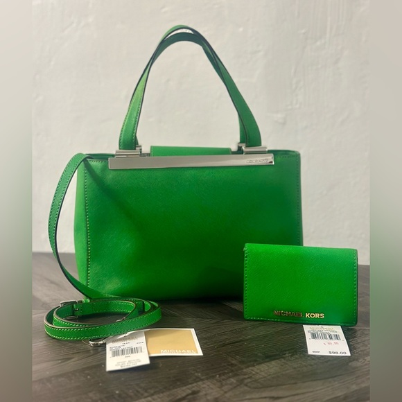 Michael Kors Satchel & Wallet Set – Jet Set Travel Collection - Picture 1 of 16